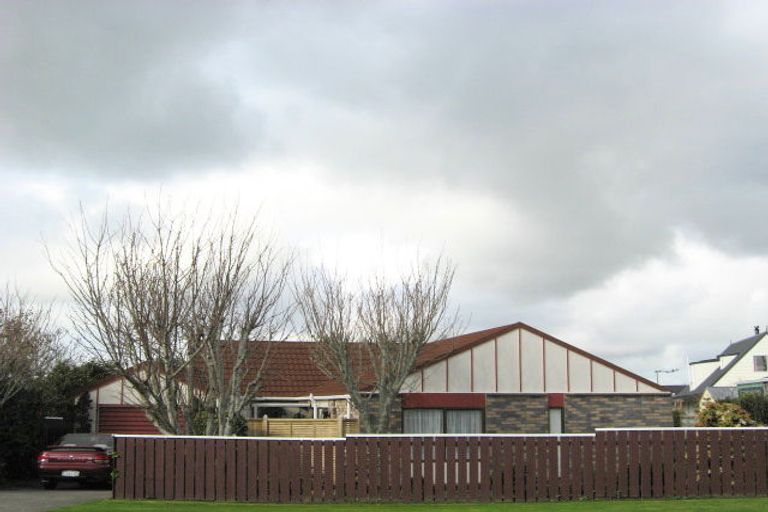 Photo of property in 25 Barrett Road, Whalers Gate, New Plymouth, 4310