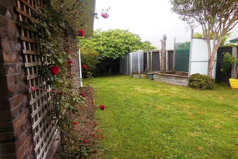 Photo of property in 57 Andrew Street, Waikanae, 5036