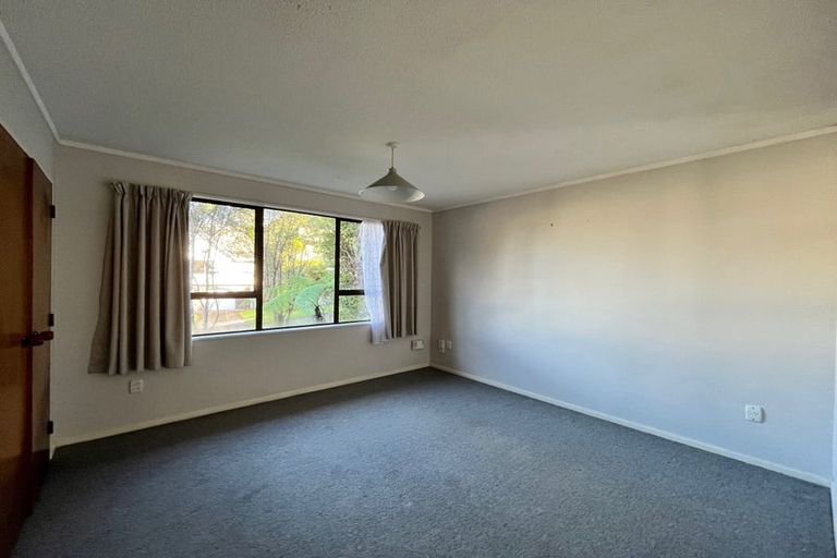 Photo of property in 42 Viewmont Drive, Harbour View, Lower Hutt, 5010