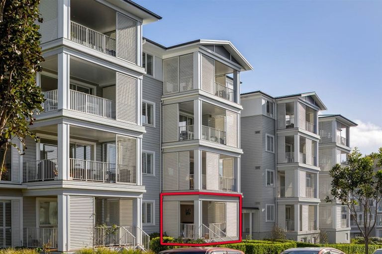 Photo of property in 75 Panorama Heights, Orewa, 0931