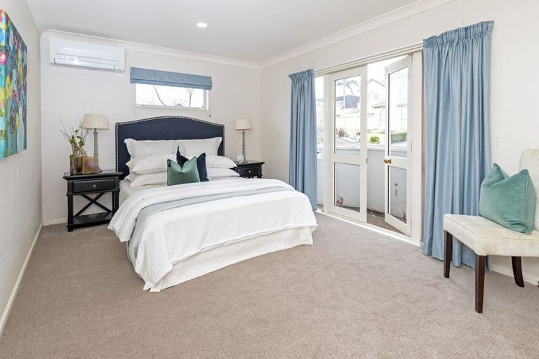 Photo of property in 26 Jane Eyre Drive, Somerville, Auckland, 2014