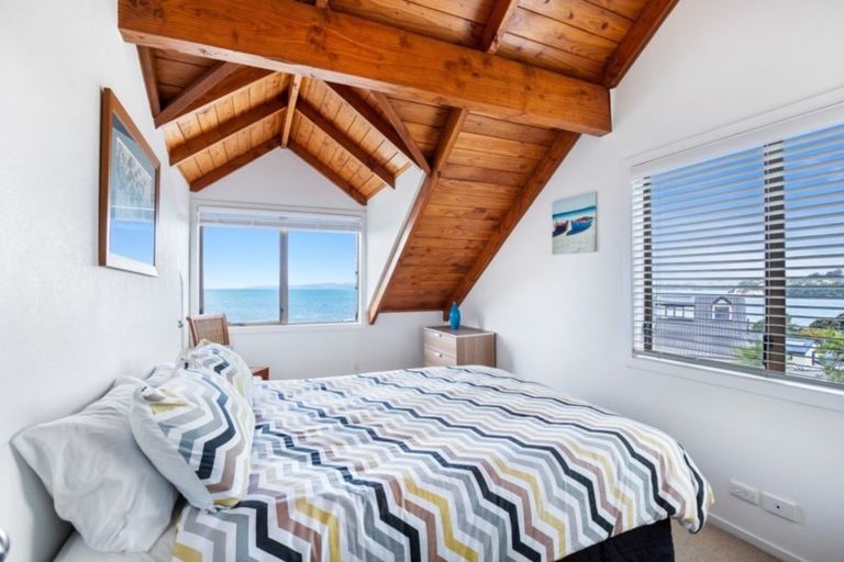 Photo of property in 21 Kahurangi Place, Snells Beach, 0920