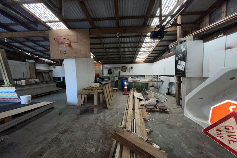 Photo of property in 61 Derby Street, Westport, 7825