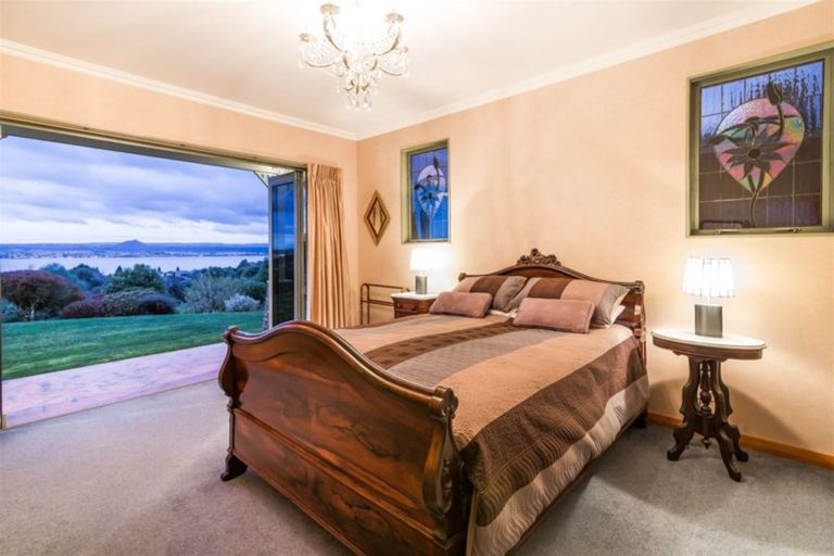 Photo of property in 35 Te Moenga Park, Acacia Bay, Taupo, 3330