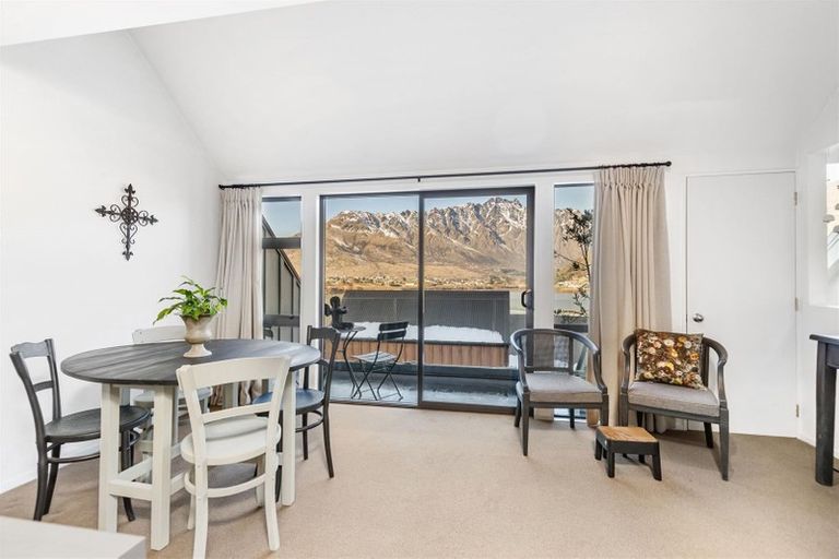 Photo of property in Marina Village, 1/10 Marina Drive, Frankton, Queenstown, 9300