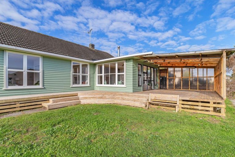 Photo of property in 12 Awatea Street, Levin, 5510