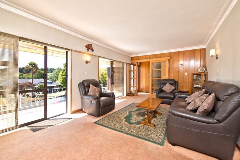 Photo of property in 12 David Avenue, Hillpark, Auckland, 2102