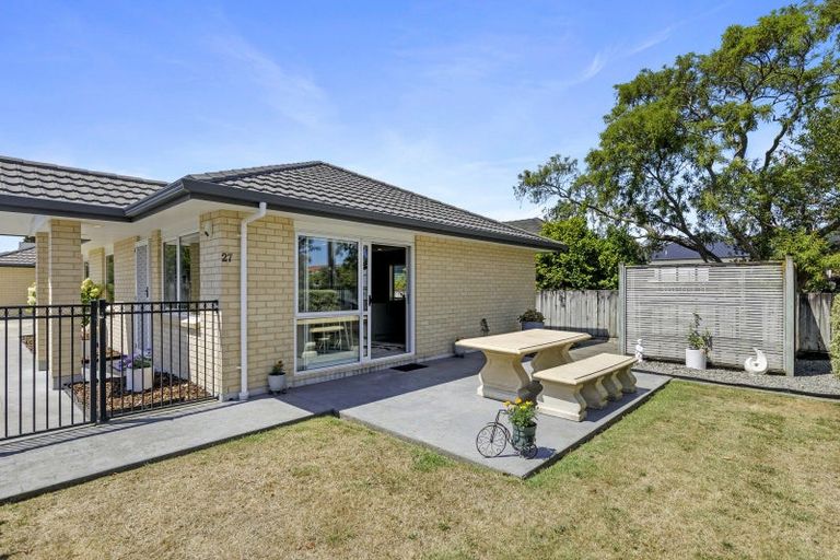 Photo of property in 27 Fraser Crescent, Elderslea, Upper Hutt, 5018