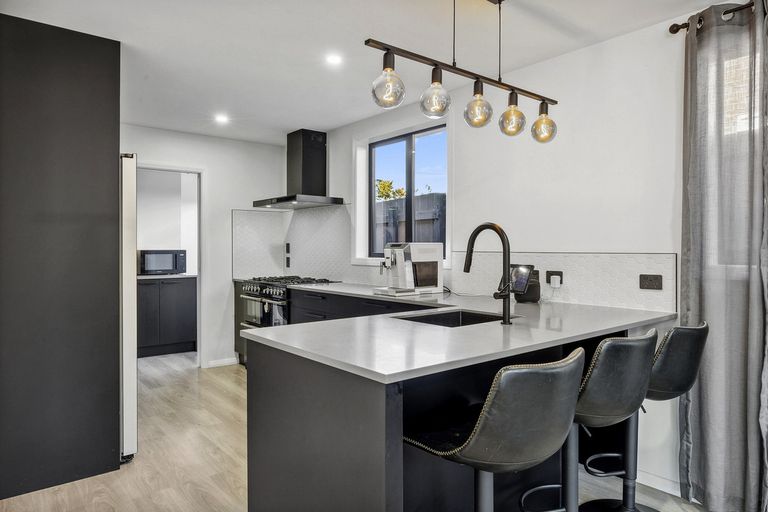 Photo of property in 2 Rutland Street, Mornington, Dunedin, 9011