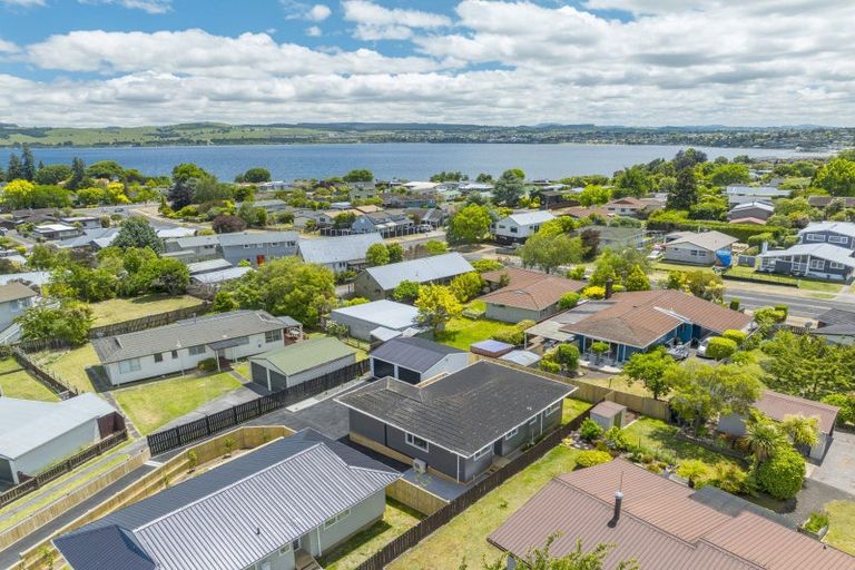 Photo of property in 4b Reid Grove, Richmond Heights, Taupo, 3330
