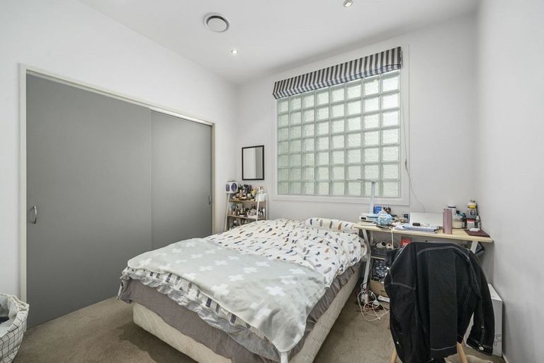 Photo of property in Hb Apartments, 4/3 Holland Street, Te Aro, Wellington, 6011