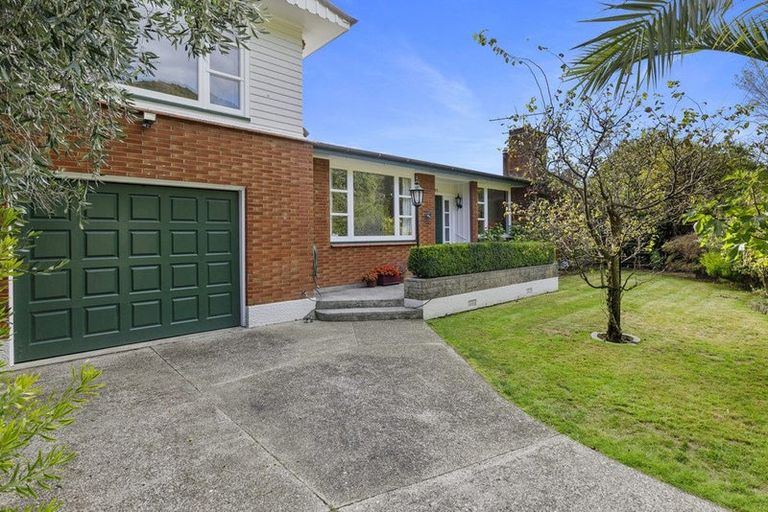 Photo of property in 343 Riverside Drive, Fairfield, Lower Hutt, 5011