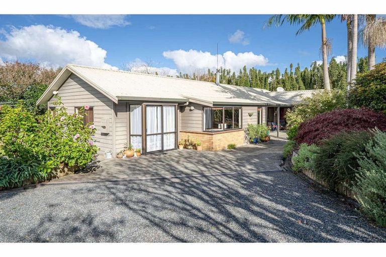 Photo of property in 11 Kendall Road, Kerikeri, 0230