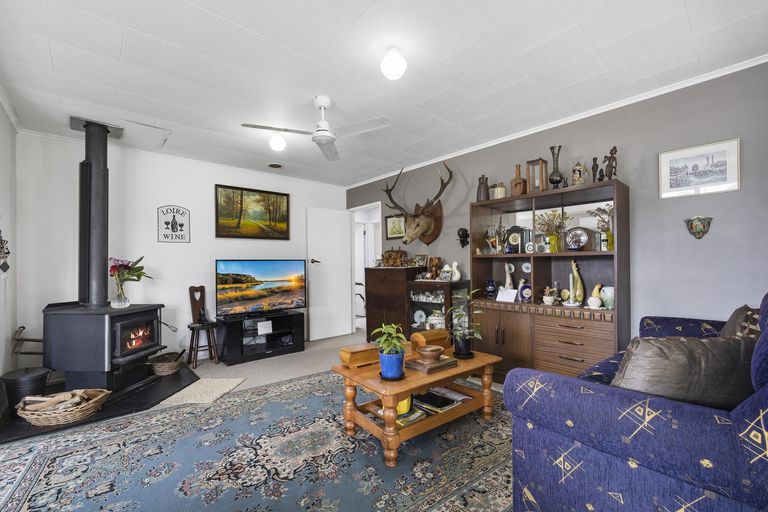 Photo of property in 7 Wairoa Place, Tokoroa, 3420