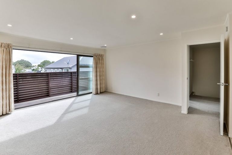 Photo of property in 2/29 Verbena Road, Birkdale, Auckland, 0626
