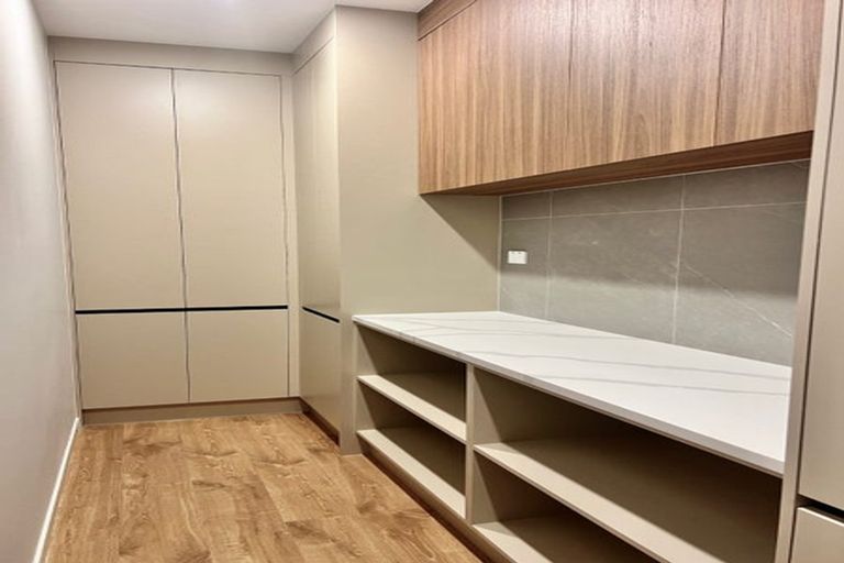 Photo of property in 16 Kiokio Place, Swanson, 0614