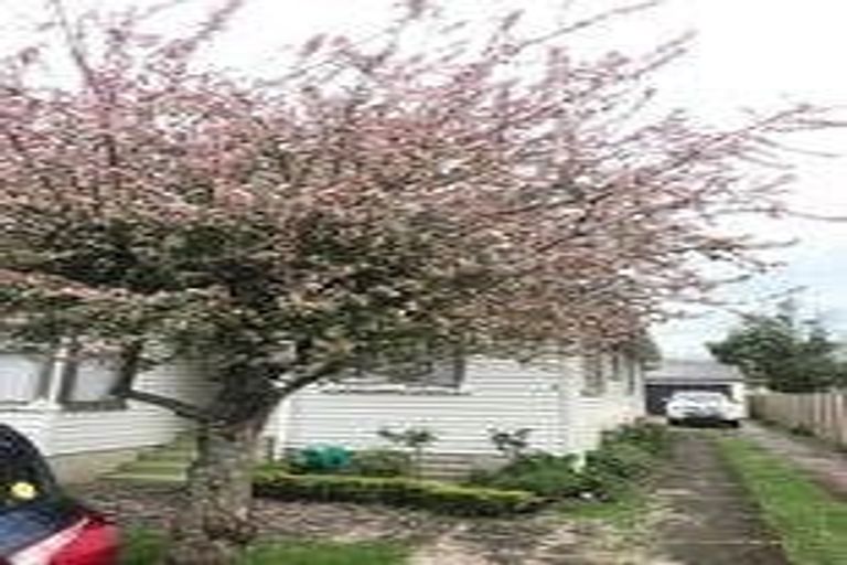 Photo of property in 1076 Heaphy Terrace, Fairfield, Hamilton, 3214