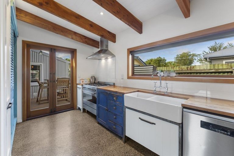 Photo of property in 92 Cobham Street, Spreydon, Christchurch, 8024