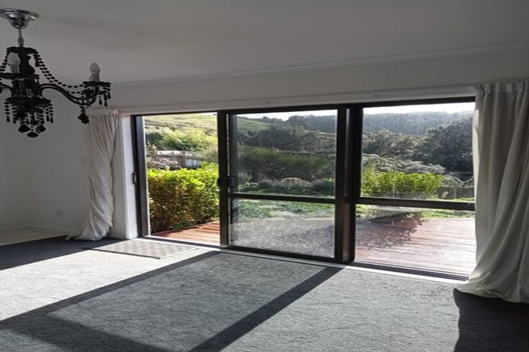Photo of property in 13 Frankie Stevens Place, Riverstone Terraces, Upper Hutt, 5018