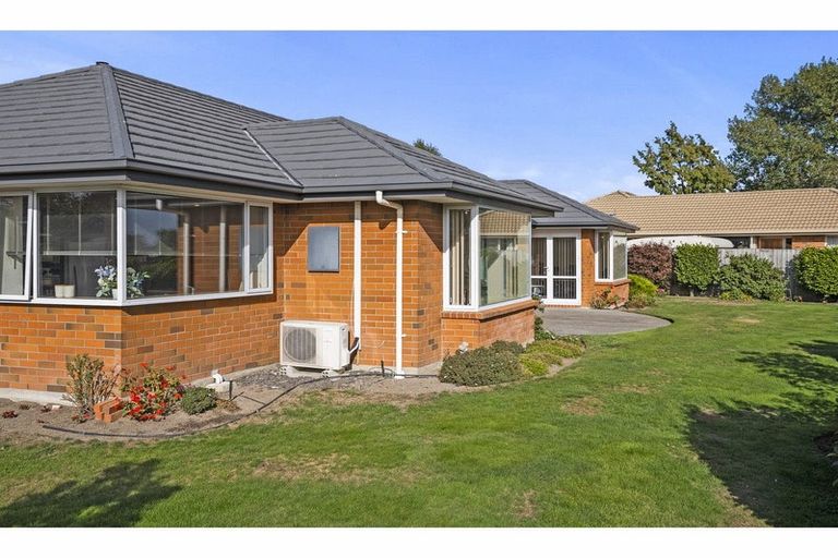 Photo of property in 52 Bella Rosa Drive, Hei Hei, Christchurch, 8042