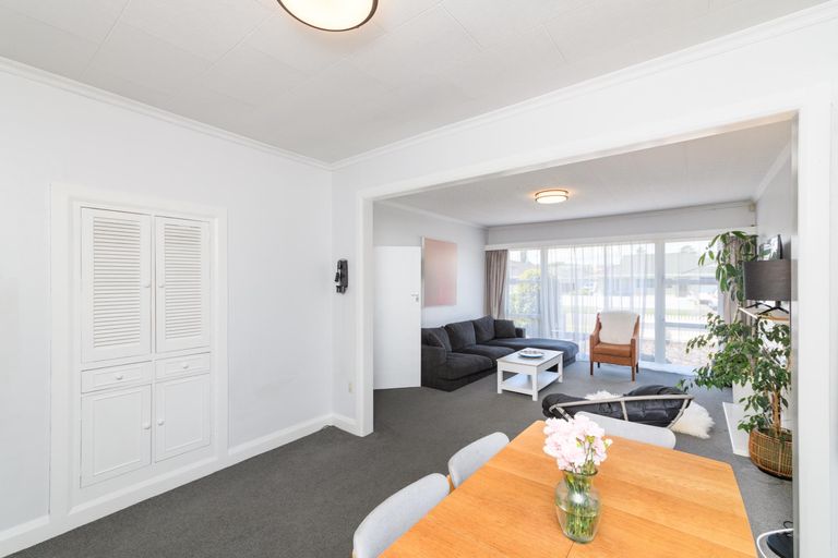 Photo of property in 26 Rangitira Avenue, Palmerston North, 4414