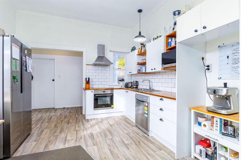 Photo of property in 126 Selwyn Street, Waimataitai, Timaru, 7910