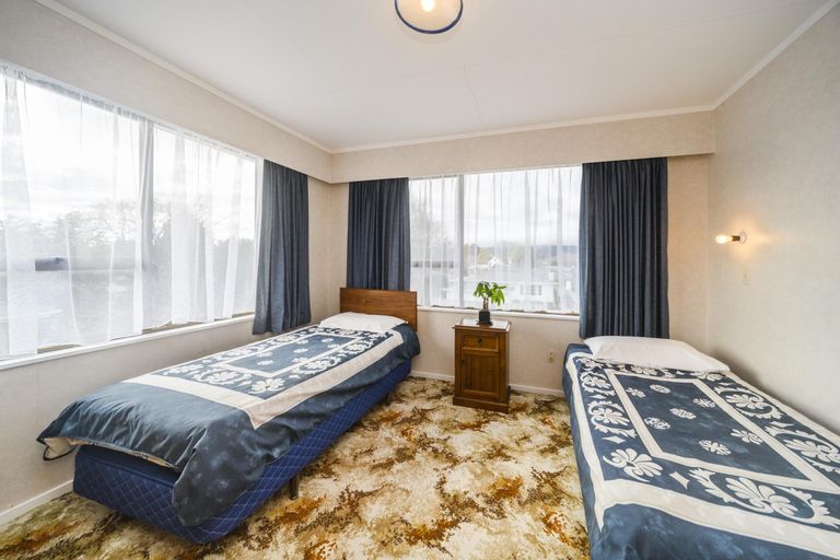 Photo of property in 27 Galway Avenue, Hokowhitu, Palmerston North, 4410