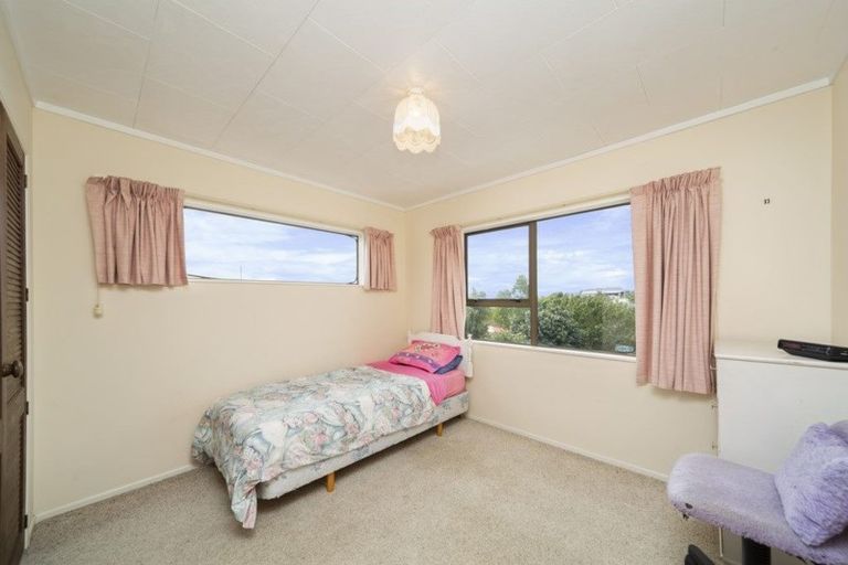 Photo of property in 3 Virginia Place, Whalers Gate, New Plymouth, 4310
