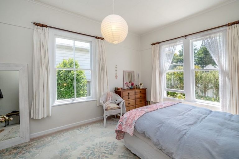 Photo of property in 106 Fox Street, Featherston, 5710