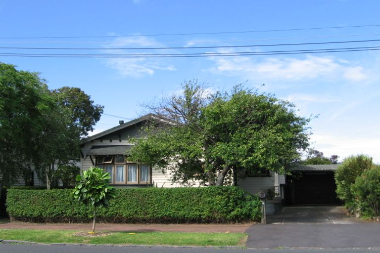Photo of property in 13 Moa Road, Point Chevalier, Auckland, 1022