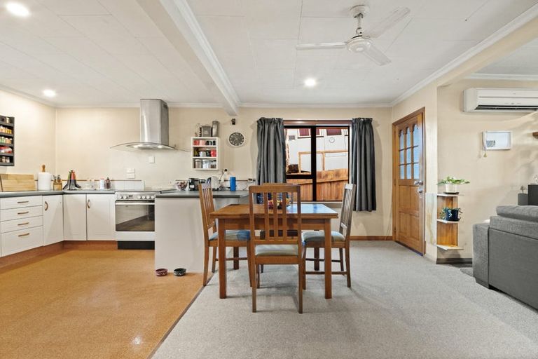 Photo of property in 239 Brockville Road, Brockville, Dunedin, 9011