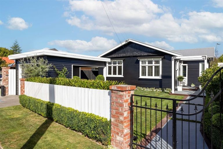 Photo of property in 136 Matsons Avenue, Papanui, Christchurch, 8053