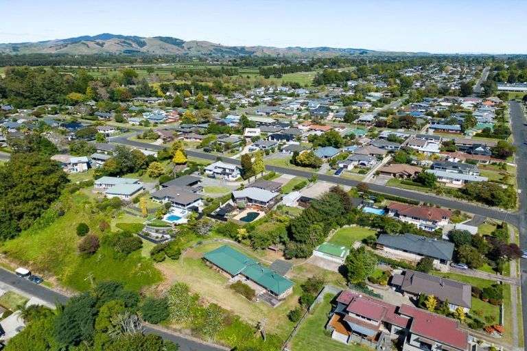 Photo of property in 28 Chaucer Street, Leamington, Cambridge, 3432