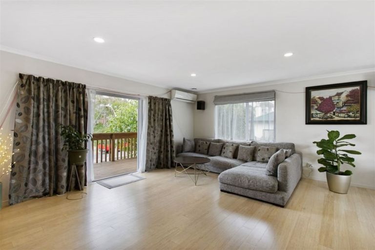 Photo of property in 30 Sturm Avenue, Massey, Auckland, 0614
