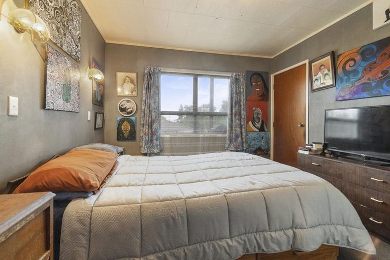 Photo of property in 4 Glenbury Place, Massey, Auckland, 0614