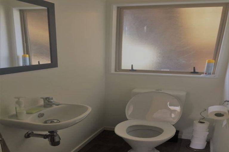 Photo of property in 55a Springs Road, Parakai, 0830