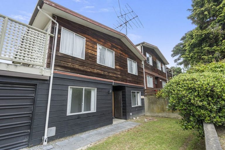 Photo of property in 16 Penryn Drive, Camborne, Porirua, 5026