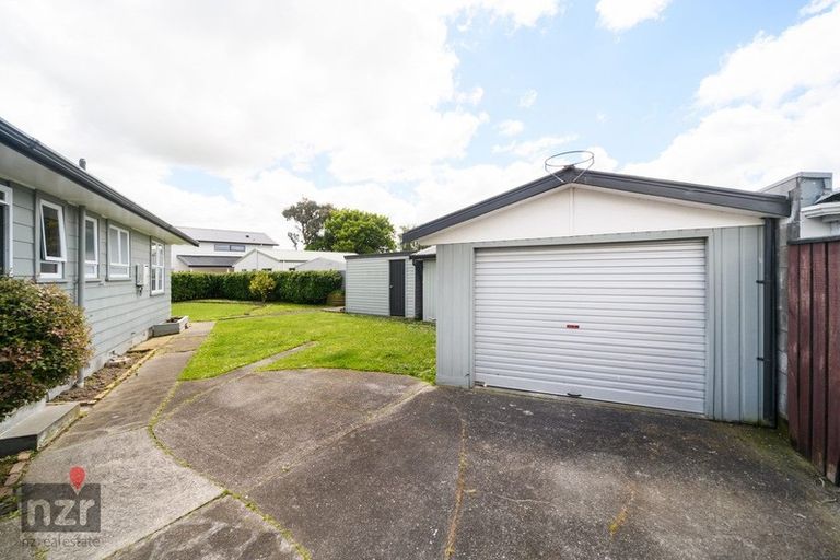 Photo of property in 6 Oban Place, Awapuni, Palmerston North, 4412