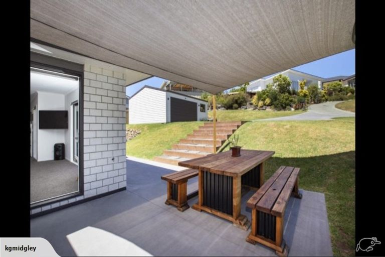 Photo of property in 10 Manuka Close, Mangawhai, 0505