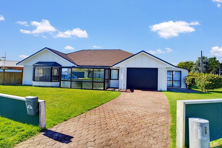Photo of property in 10 Te Kupe Road, Paraparaumu Beach, Paraparaumu, 5032