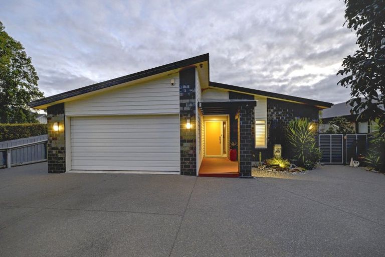 Photo of property in 14 Howard Street, Carterton, 5713