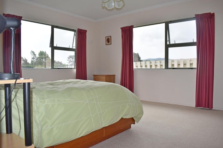 Photo of property in 225 Belvedere Road, Carterton, 5713