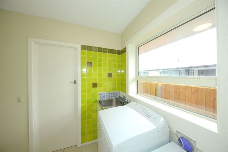 Photo of property in 53 Burnside Crescent, Burnside, Christchurch, 8053