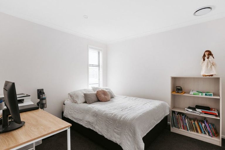 Photo of property in 8 Oyster Place, Omokoroa, 3114