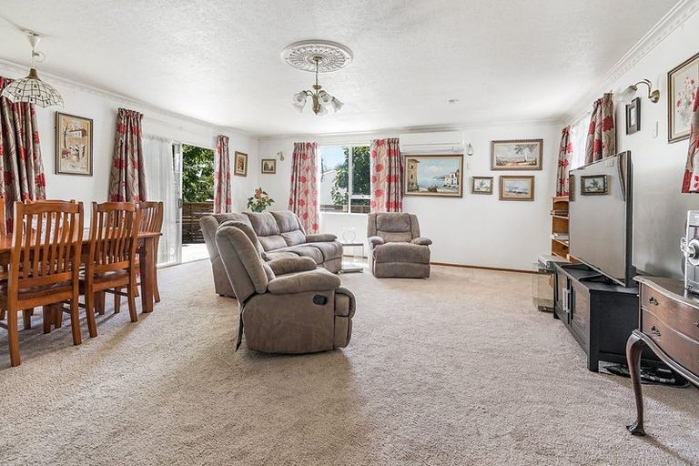 Photo of property in 10 Perry Place, Bader, Hamilton, 3206