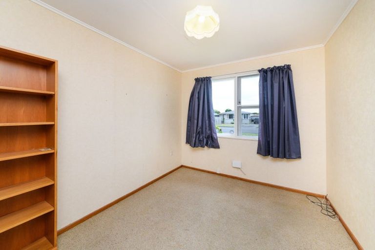 Photo of property in 184 Tremaine Avenue, Westbrook, Palmerston North, 4412