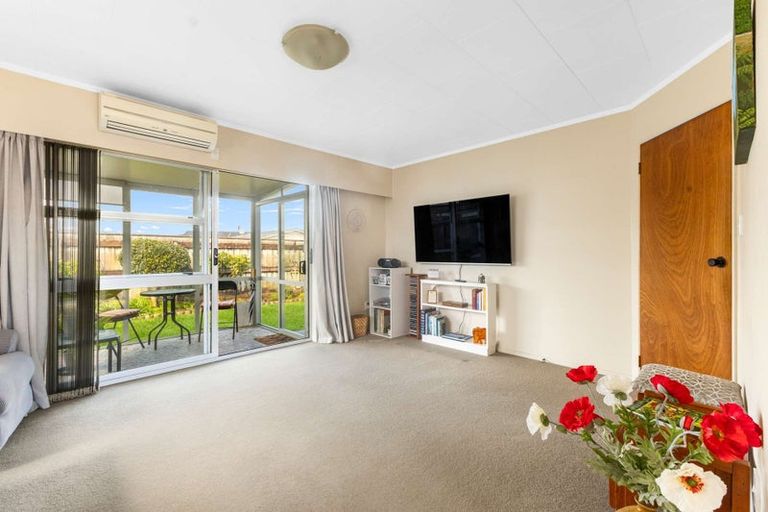 Photo of property in 205b Parklands Avenue, Bell Block, New Plymouth, 4312
