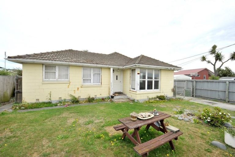 Photo of property in 30 Mattingley Street, Aranui, Christchurch, 8061