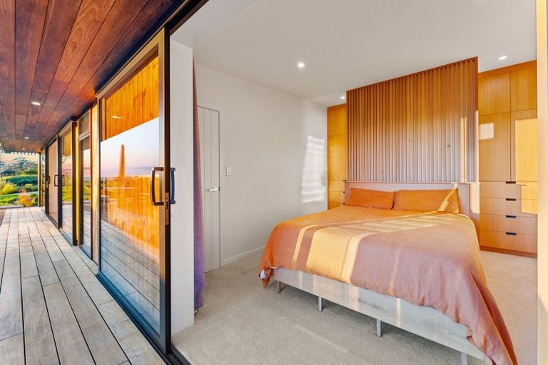 Photo of property in 94 Amreins Road, Waitakere, Henderson, 0782