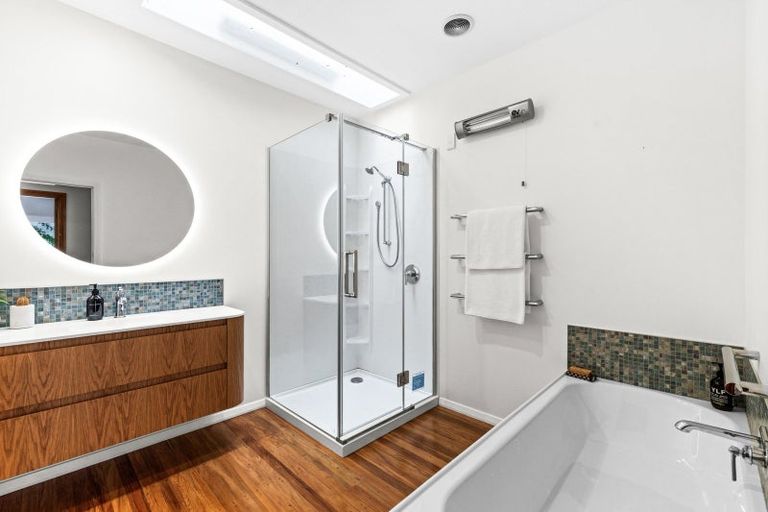 Photo of property in 10 North Terrace, Westshore, Napier, 4110